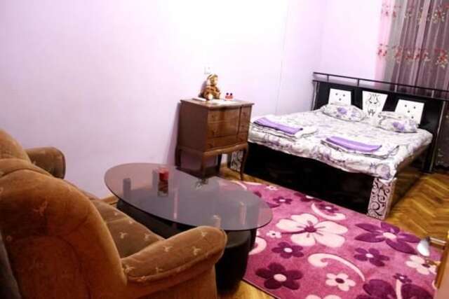 Хостелы KARSON FAMILY HOSTEL & GUEST HOUSE Ереван-15